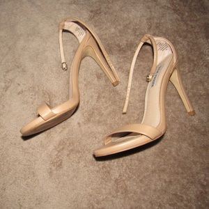 Steve Madden nude heels